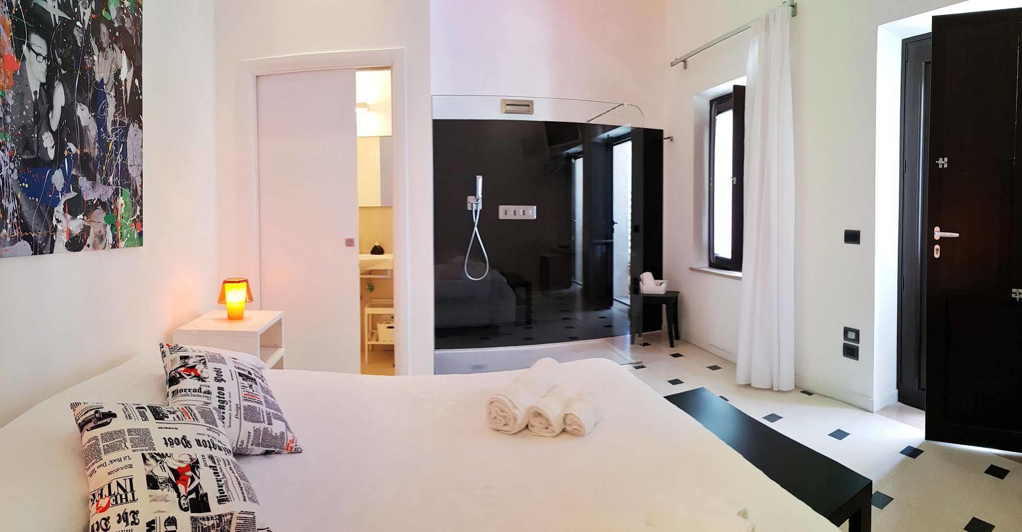 La Bella Trani - Suites And B&B المظهر الخارجي الصورة